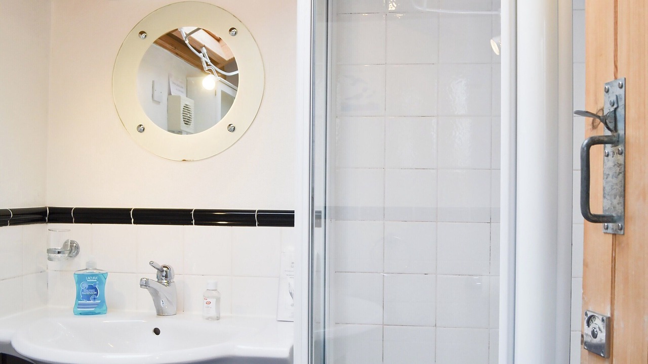 Photo of Bedroom in Lochmaddy