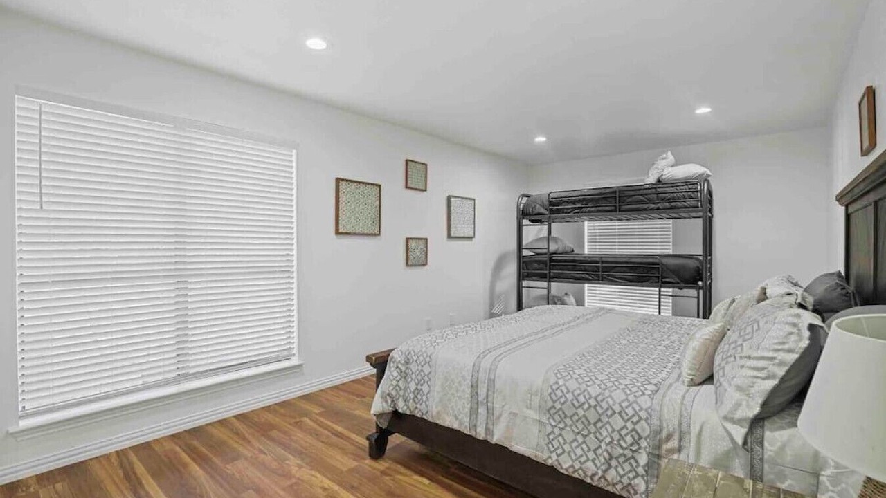 Photo of Bedroom in Little Elm