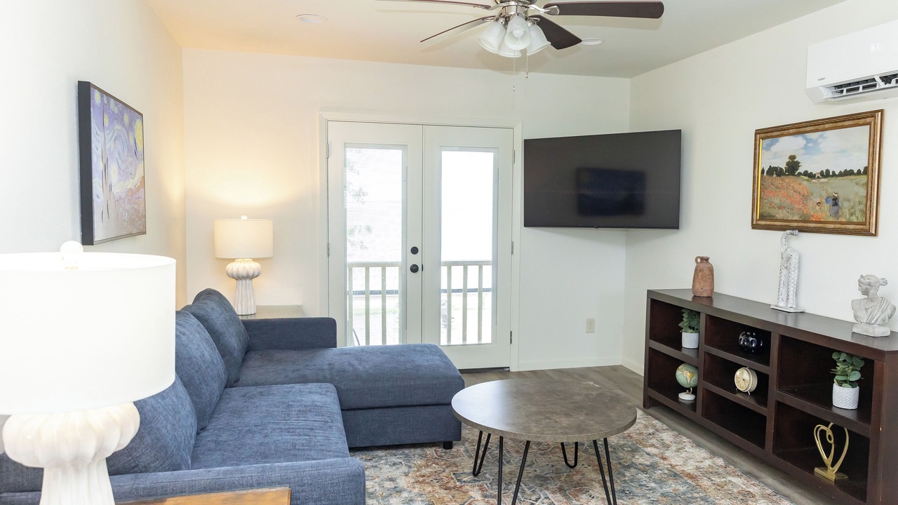 Photo of Livingroom in Oakhurst