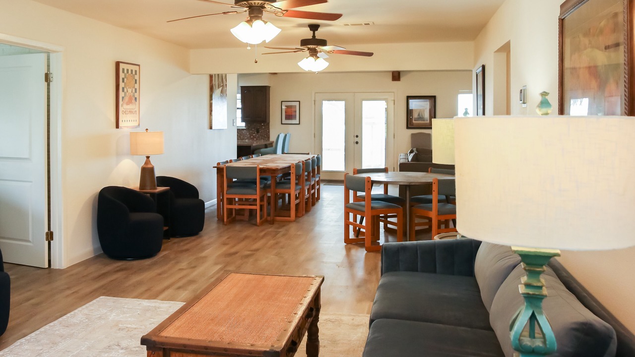 Photo of Livingroom in Oakhurst