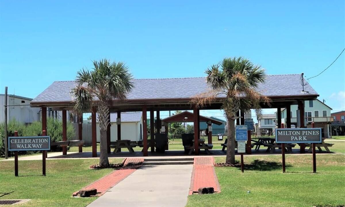 Photo of Others in Galveston
