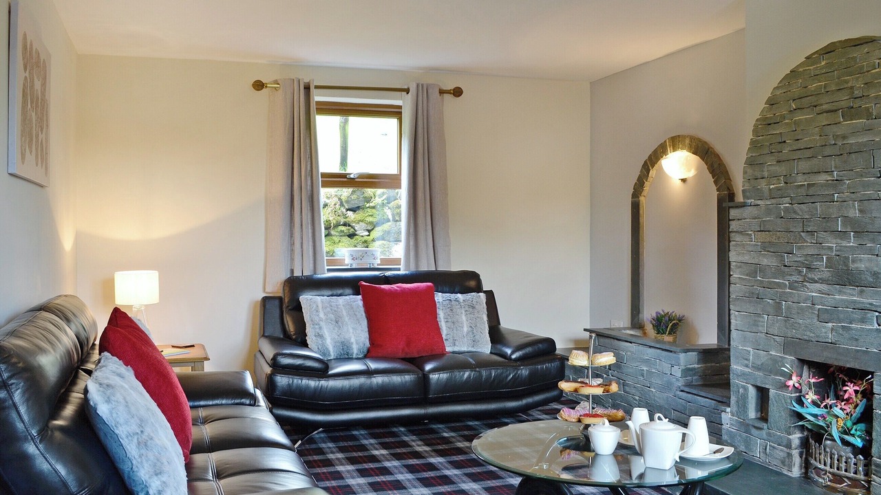 Photo of Bedroom in Scales