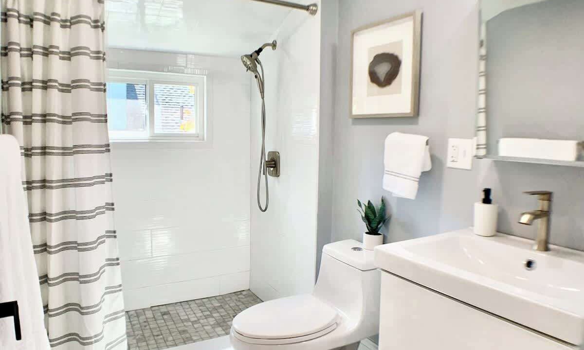 Photo of Bathroom in Arlington