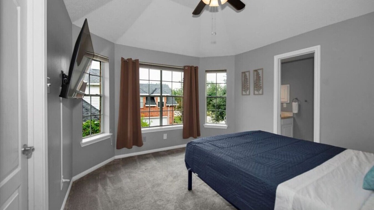Photo of Bedroom in Atascocita