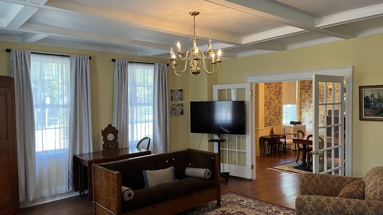 Photo of Livingroom in East Homer
