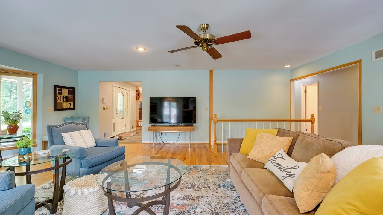 Photo of Livingroom in Whittaker