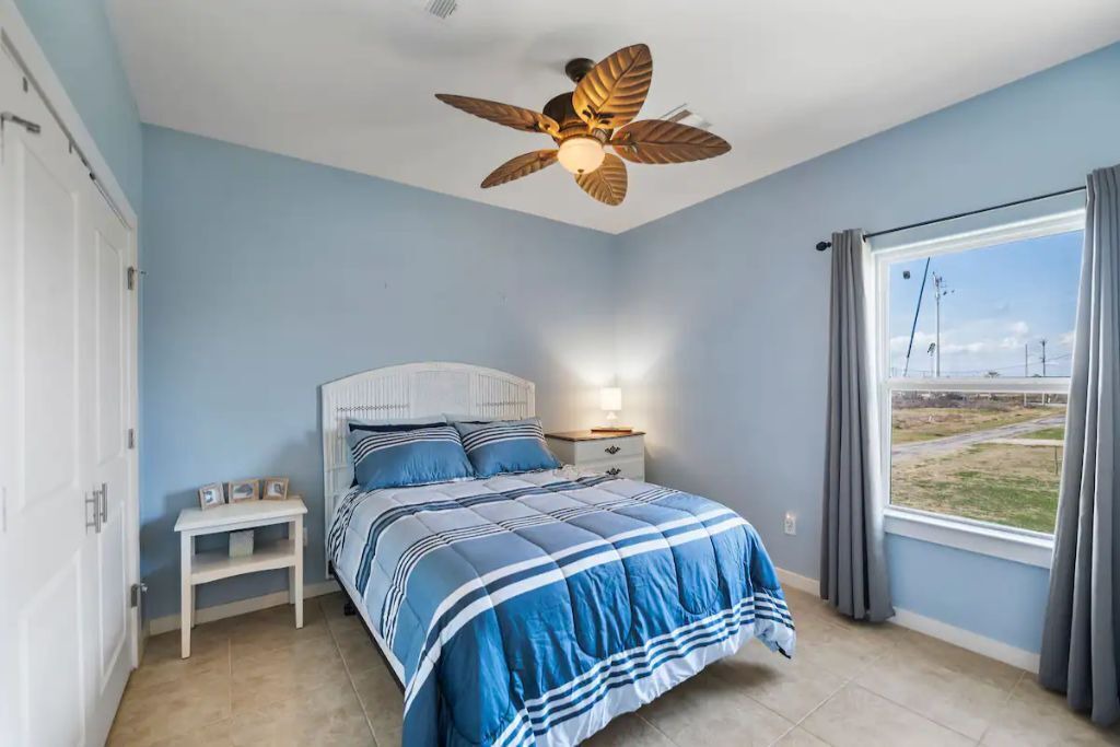 Photo of Bedroom in Port Bolivar