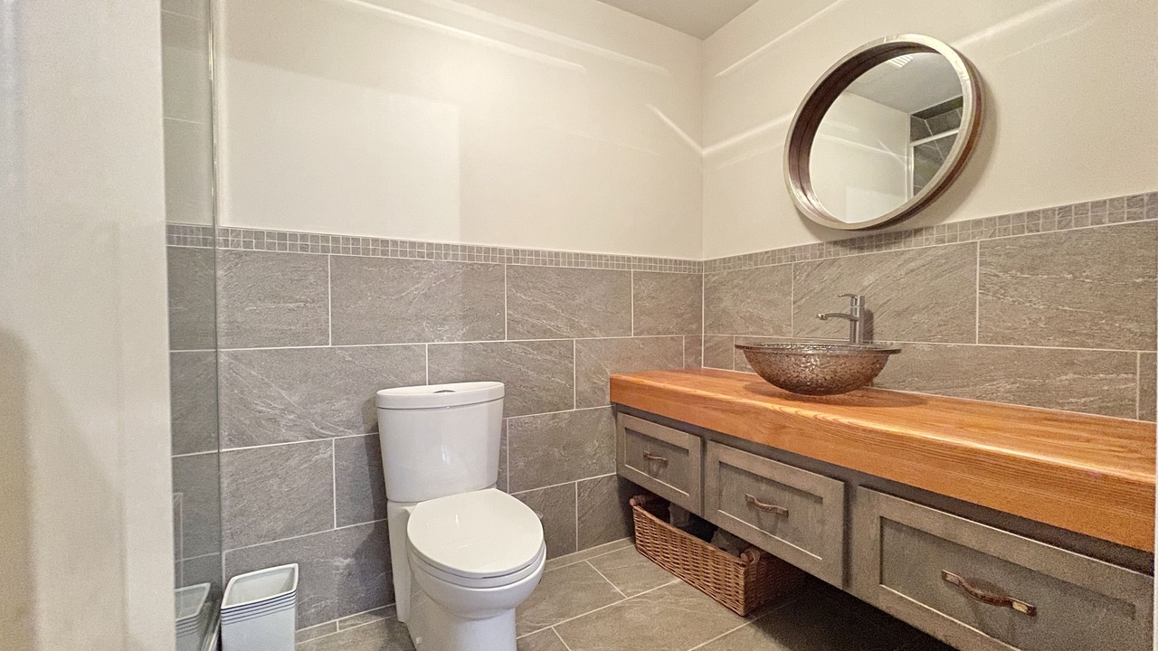 Photo of Bathroom in Kildare Capes