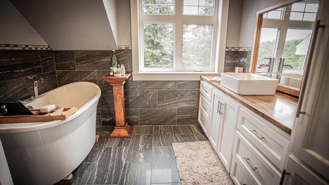 Photo of Bathroom in Kildare Capes