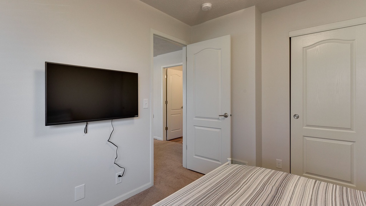 Photo of Bedroom in Millard