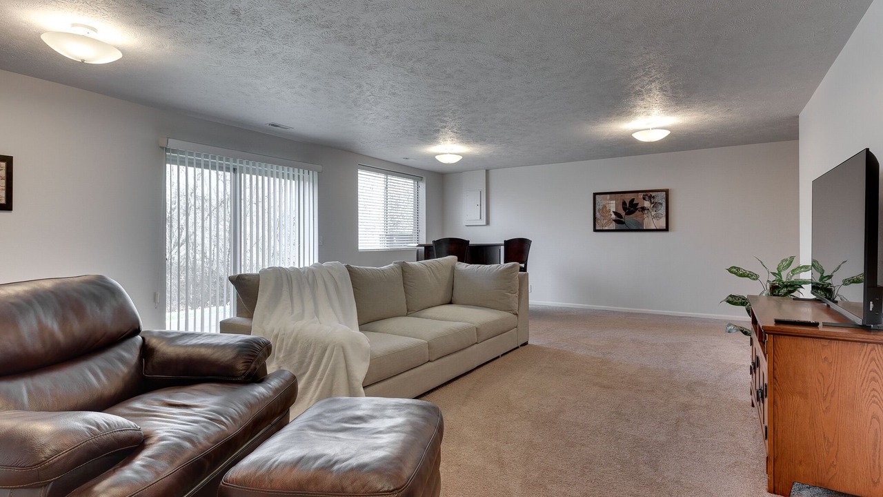 Photo of Livingroom in Millard