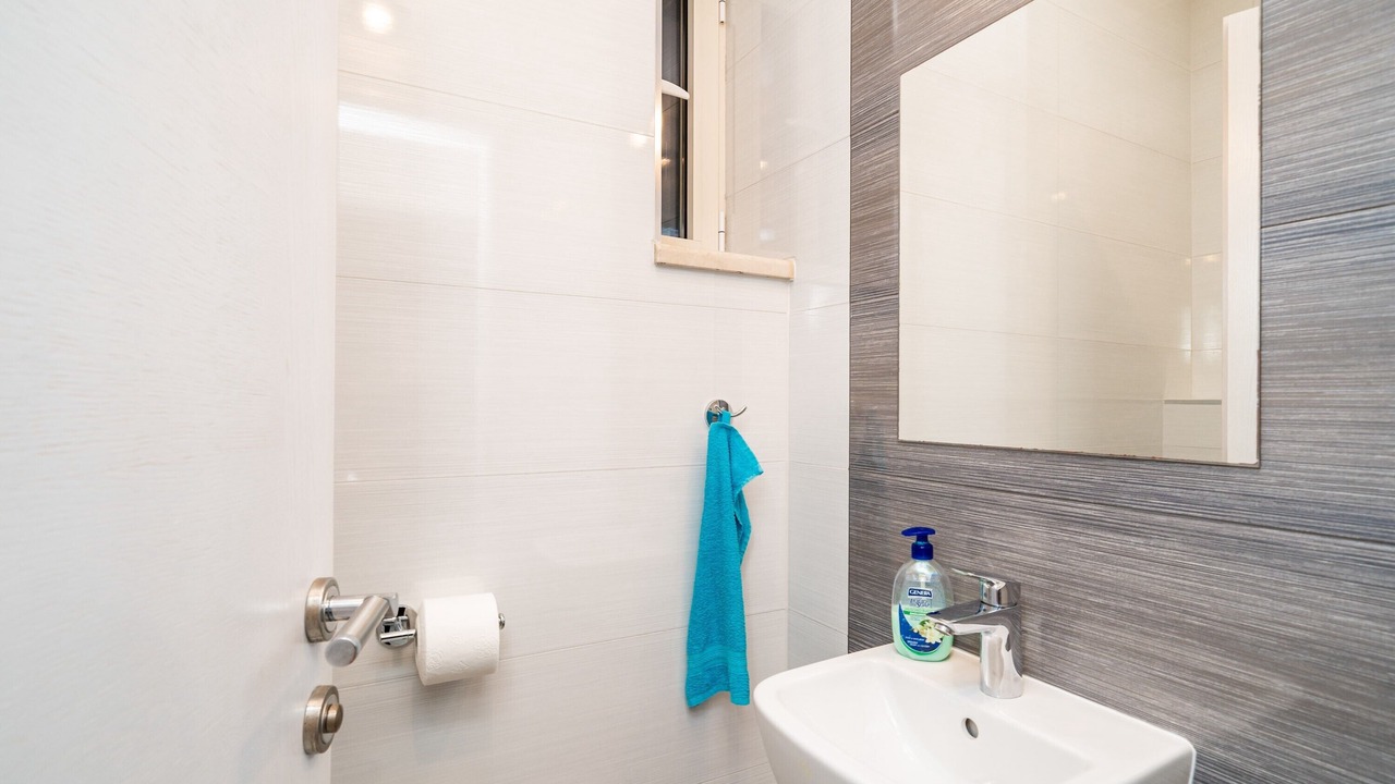 Photo of Bathroom in Brsecine