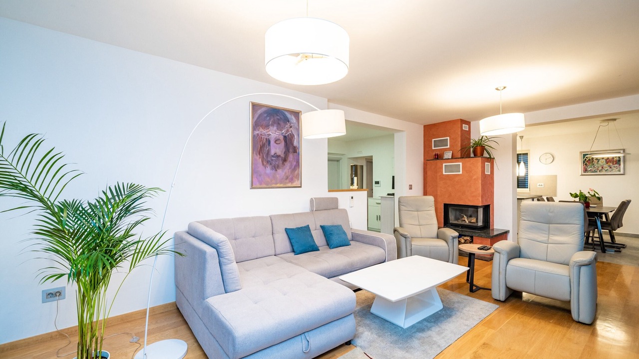 Photo of Livingroom in Brsecine