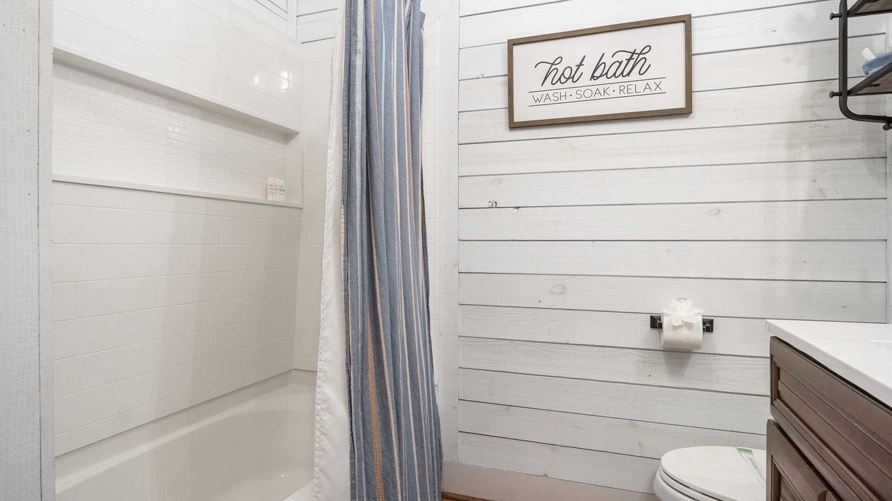 Photo of Bathroom in Bandera