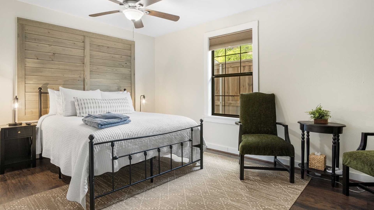 Photo of Bedroom in Bandera