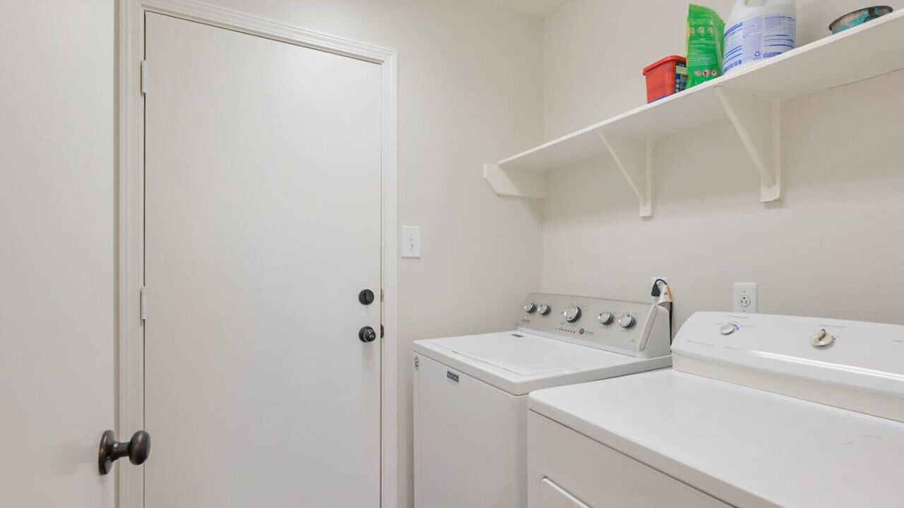 Photo of Bedroom in Shirewood