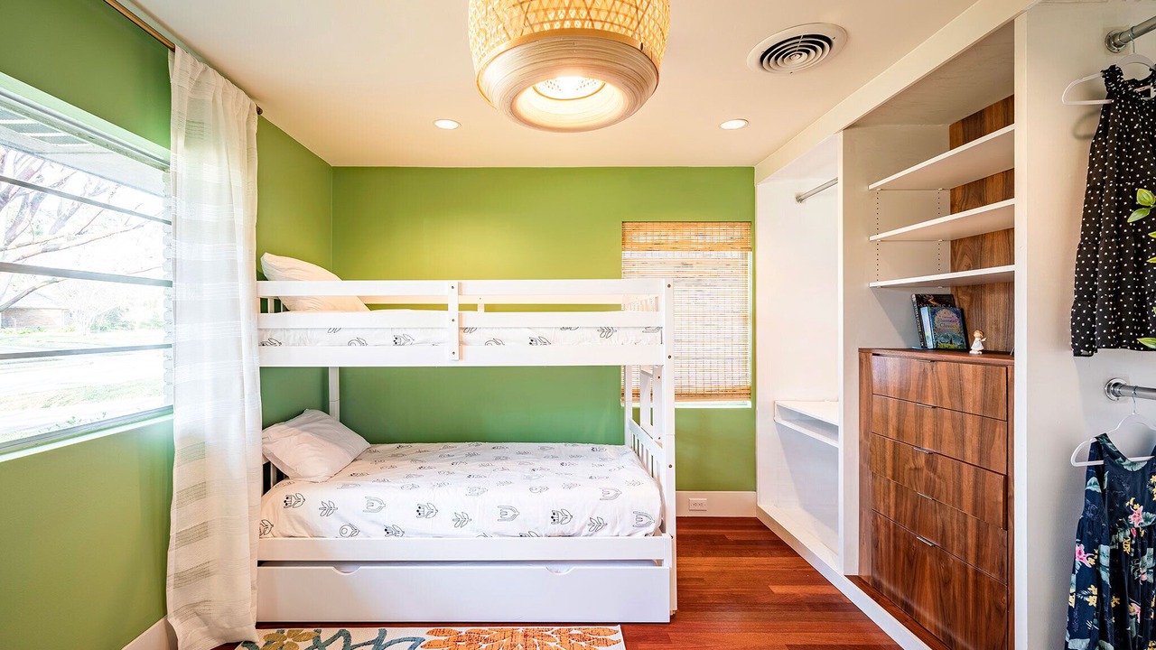 Photo of Bedroom in Lazybrook/Timbergrove