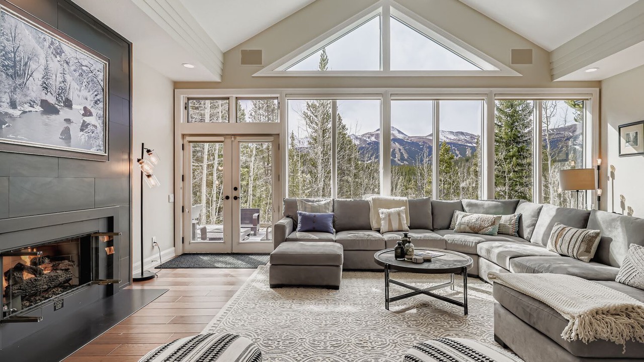 Photo of Livingroom in Baldy Mountain