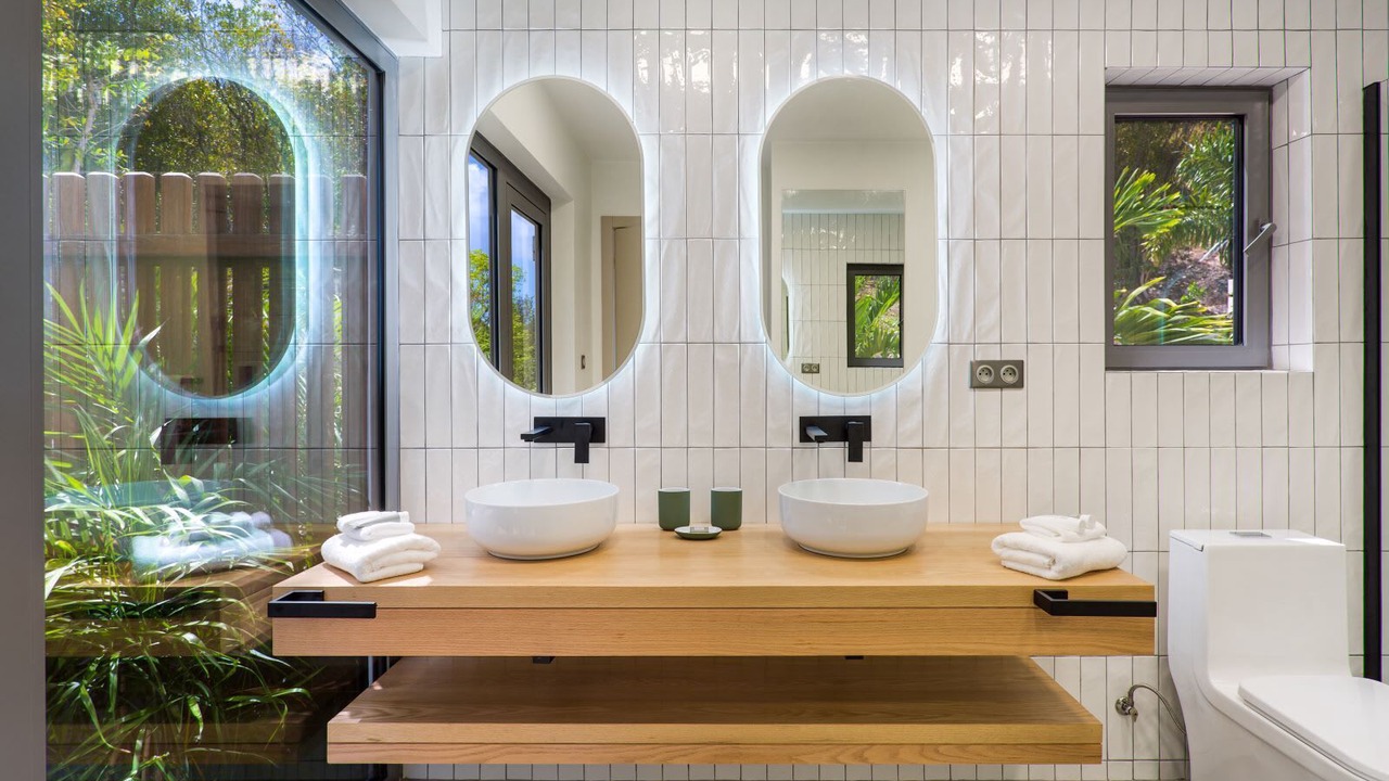 Photo of Bathroom in Les Terres Basses