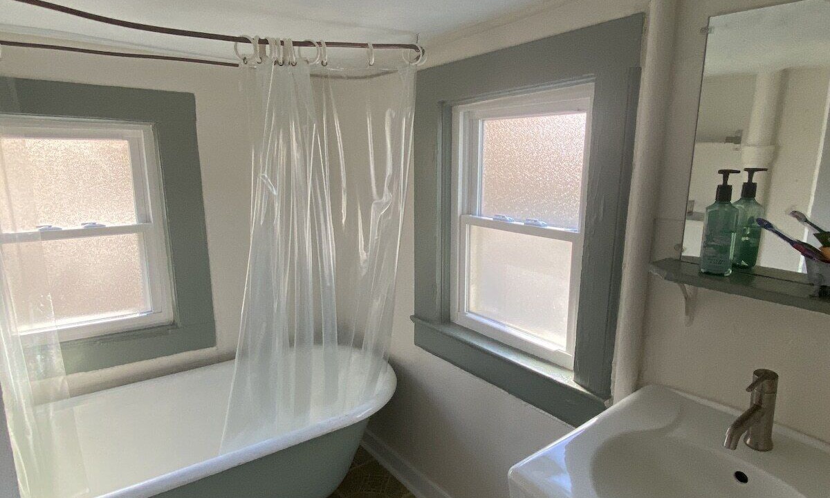 Photo of Bathroom in Forest Hills