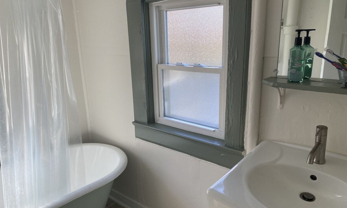 Photo of Bathroom in Forest Hills