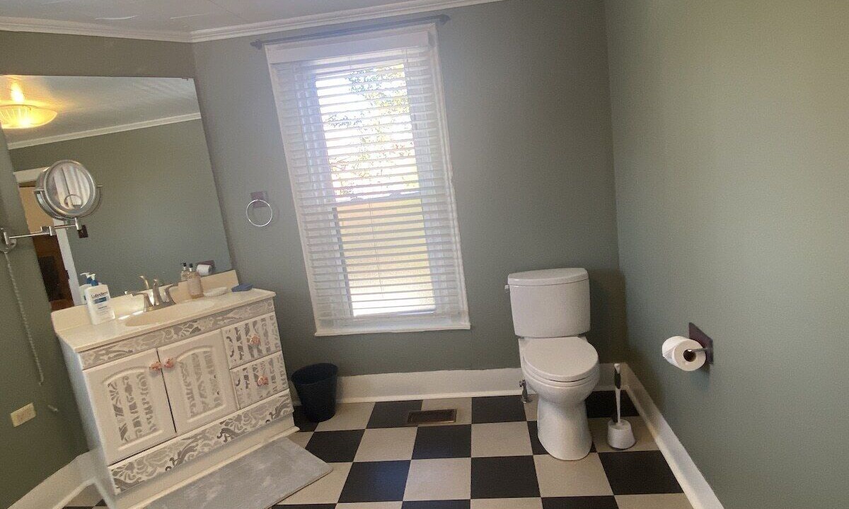 Photo of Bathroom in Forest Hills