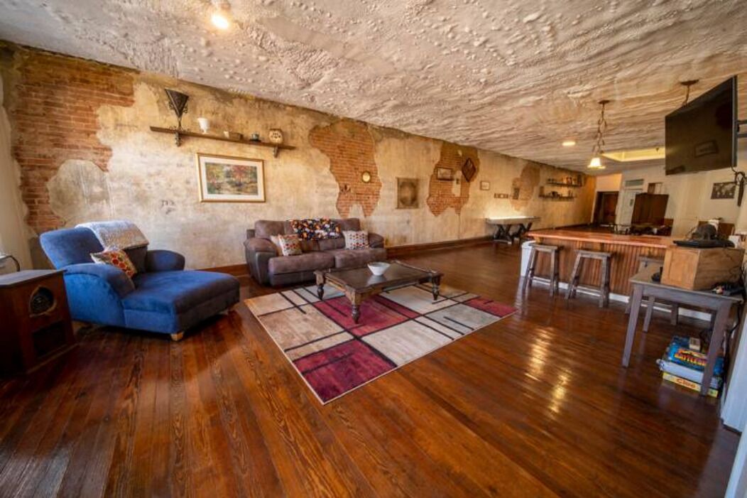 Photo of Livingroom in Fulton