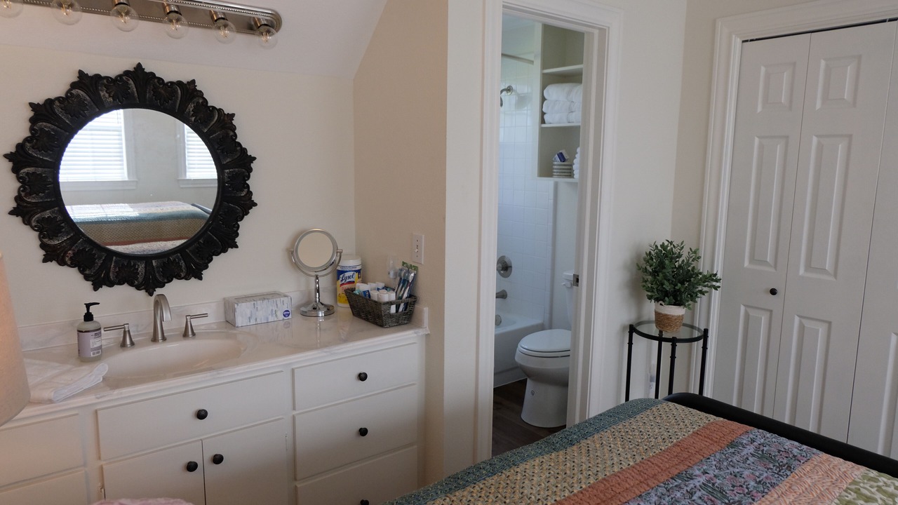 Photo of Bathroom in Sealy