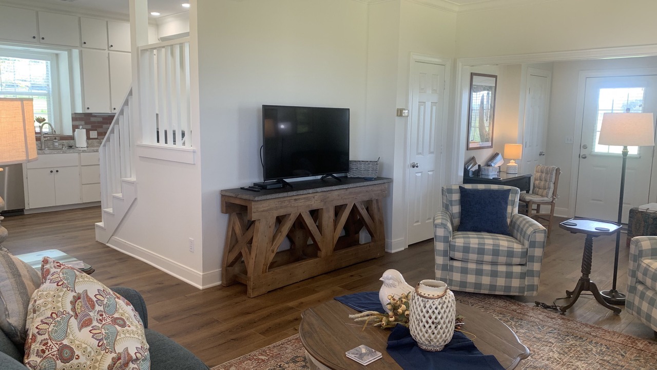 Photo of Livingroom in Sealy