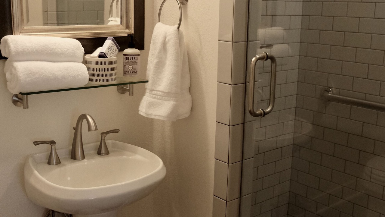 Photo of Bathroom in Sealy