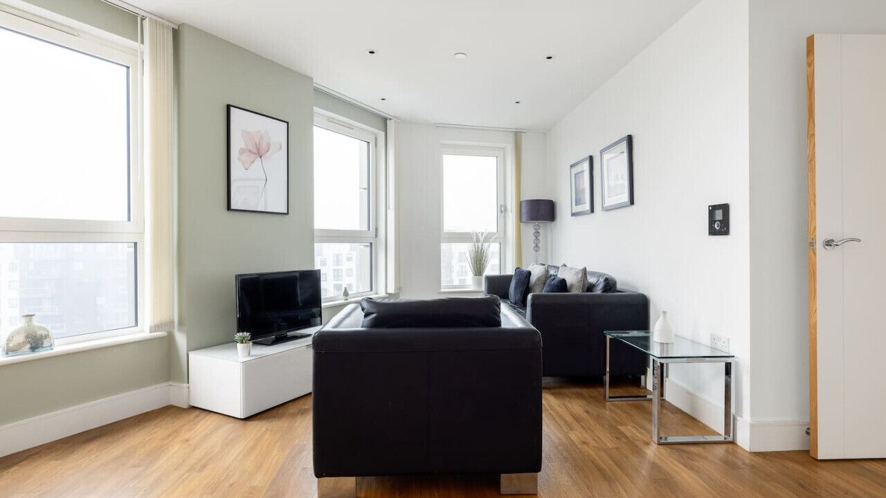 Photo of Livingroom in Highbury West