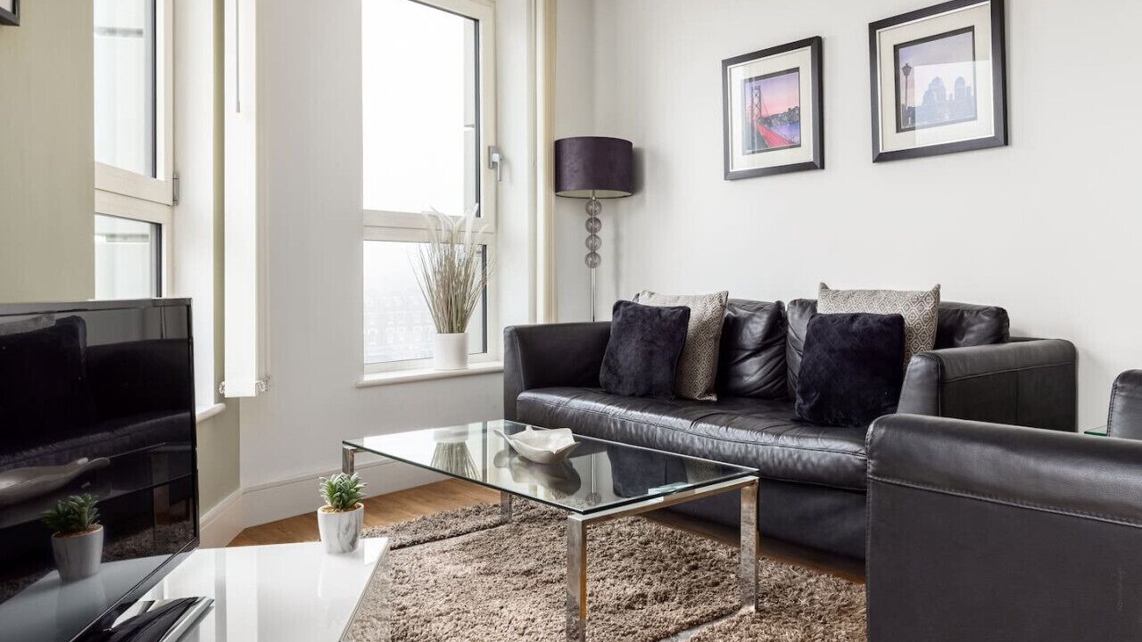 Photo of Livingroom in Highbury West