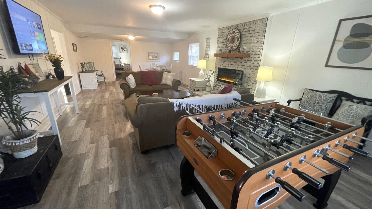 Photo of Bedroom in Center Point