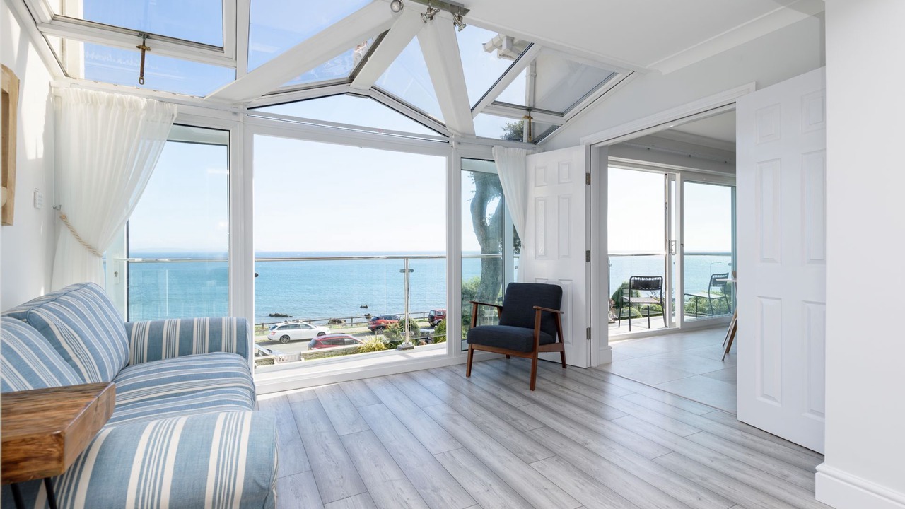 Photo of Livingroom in West Looe