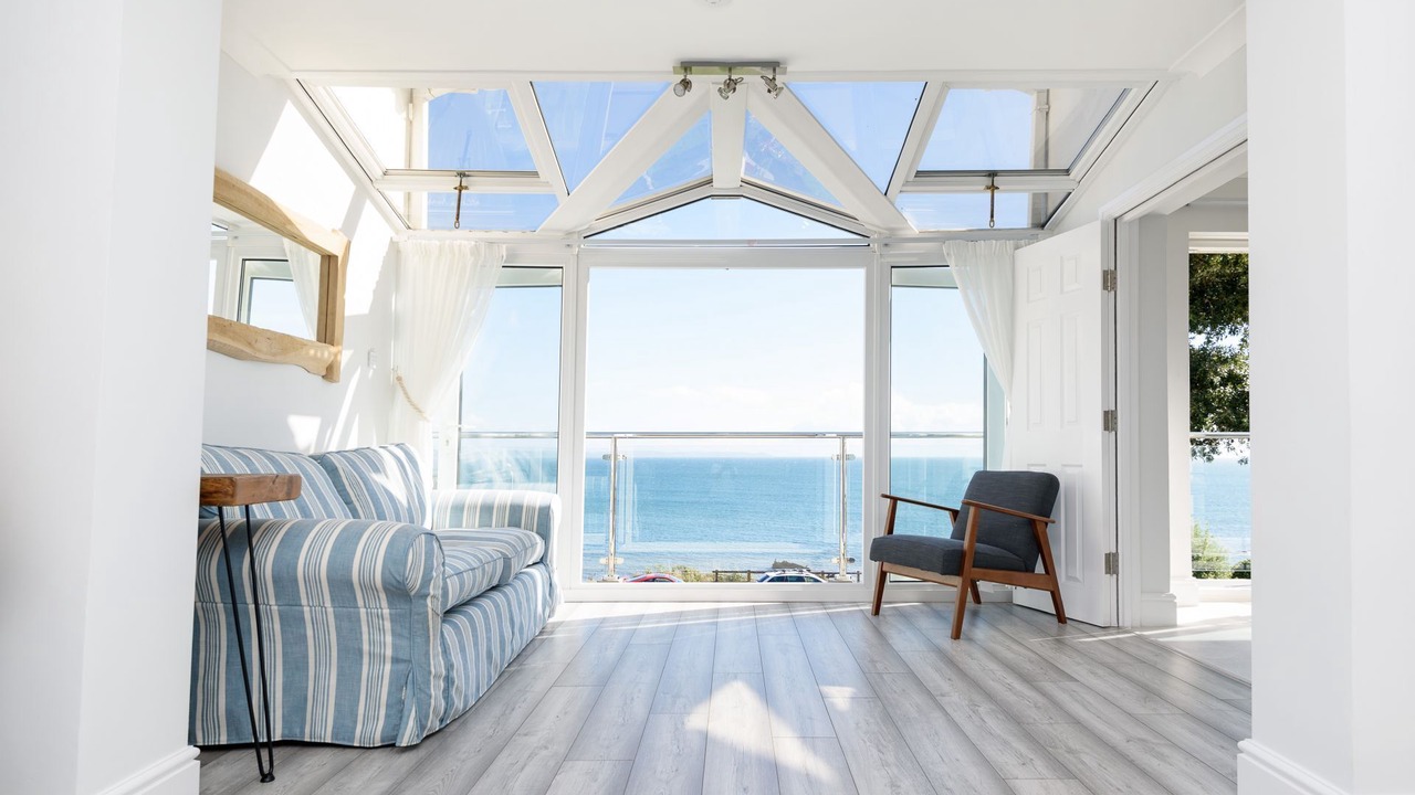 Photo of Livingroom in West Looe