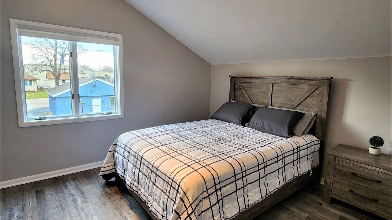 Photo of Bedroom in McHenry