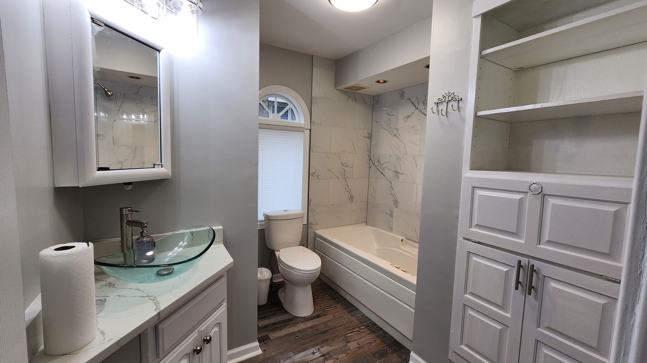 Photo of Bathroom in McHenry