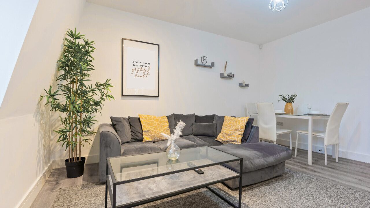 Photo of Livingroom in Smethwick