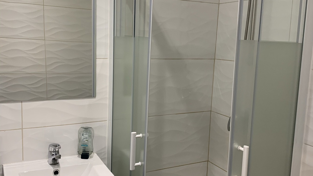 Photo of Bathroom in Griffon - Royale