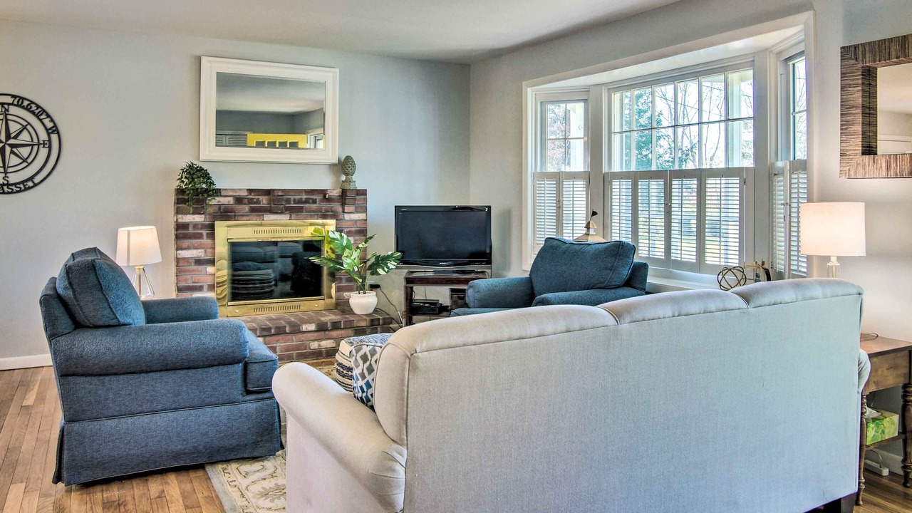 Photo of Livingroom in Pocasset