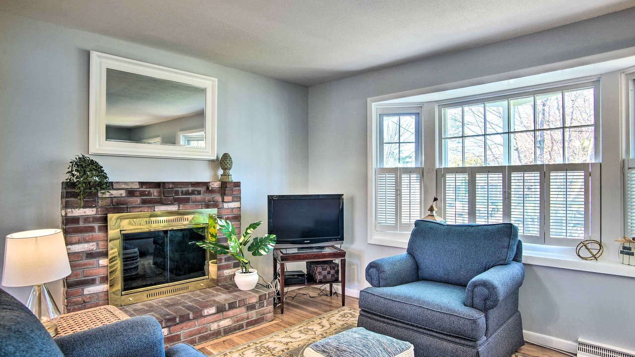 Photo of Livingroom in Pocasset