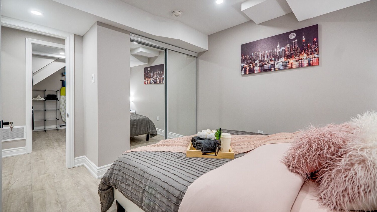 Photo of Bedroom in Pickering