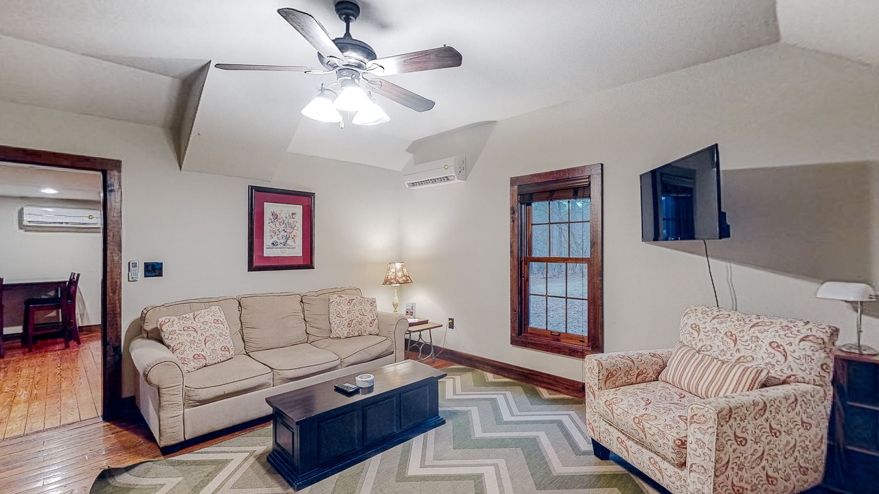 Photo of Livingroom in Rogers