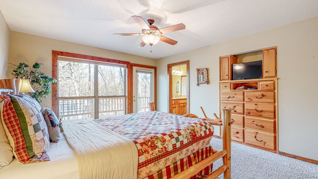 Photo of Bedroom in Rogers