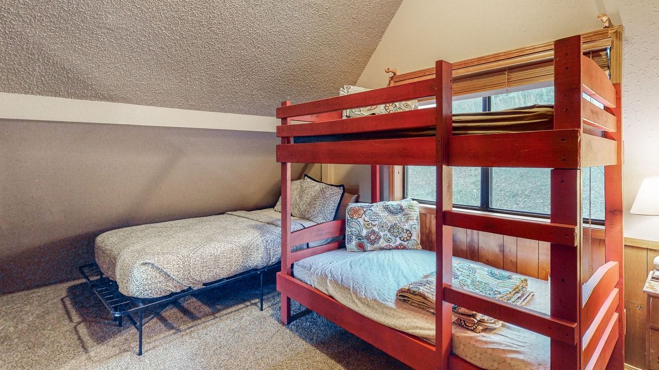 Photo of Bedroom in Eureka Springs