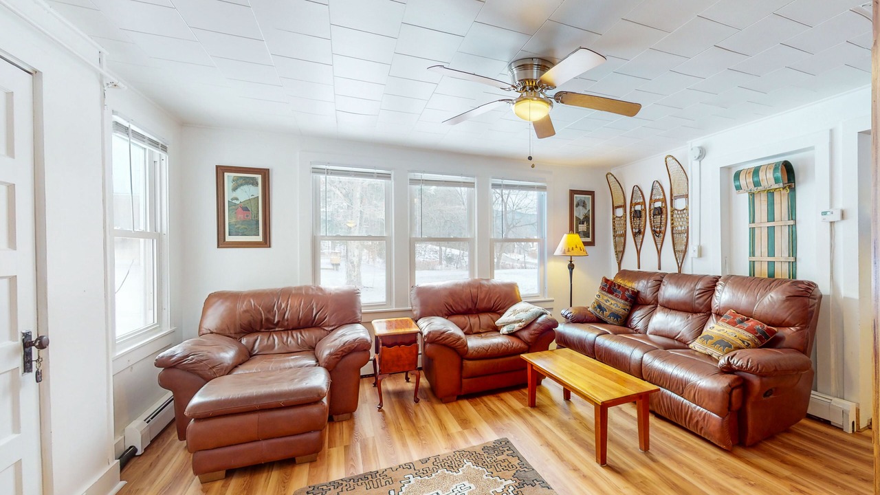 Photo of Livingroom in Rochester