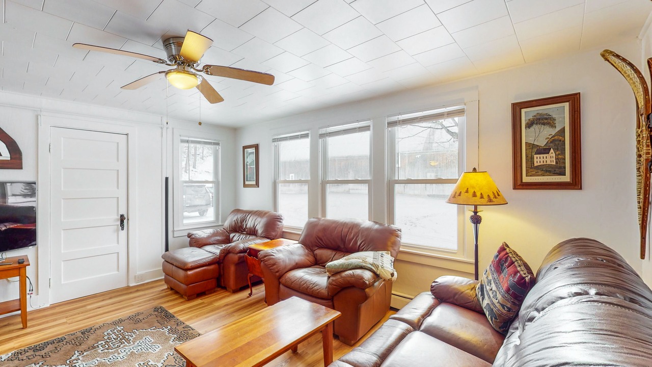 Photo of Livingroom in Rochester