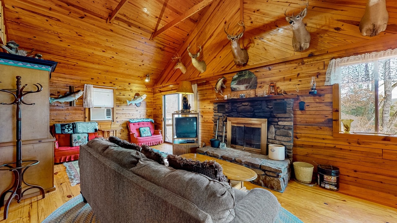 Photo of Livingroom in Eureka Springs