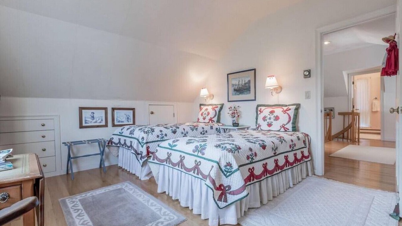 Photo of Others in Southport