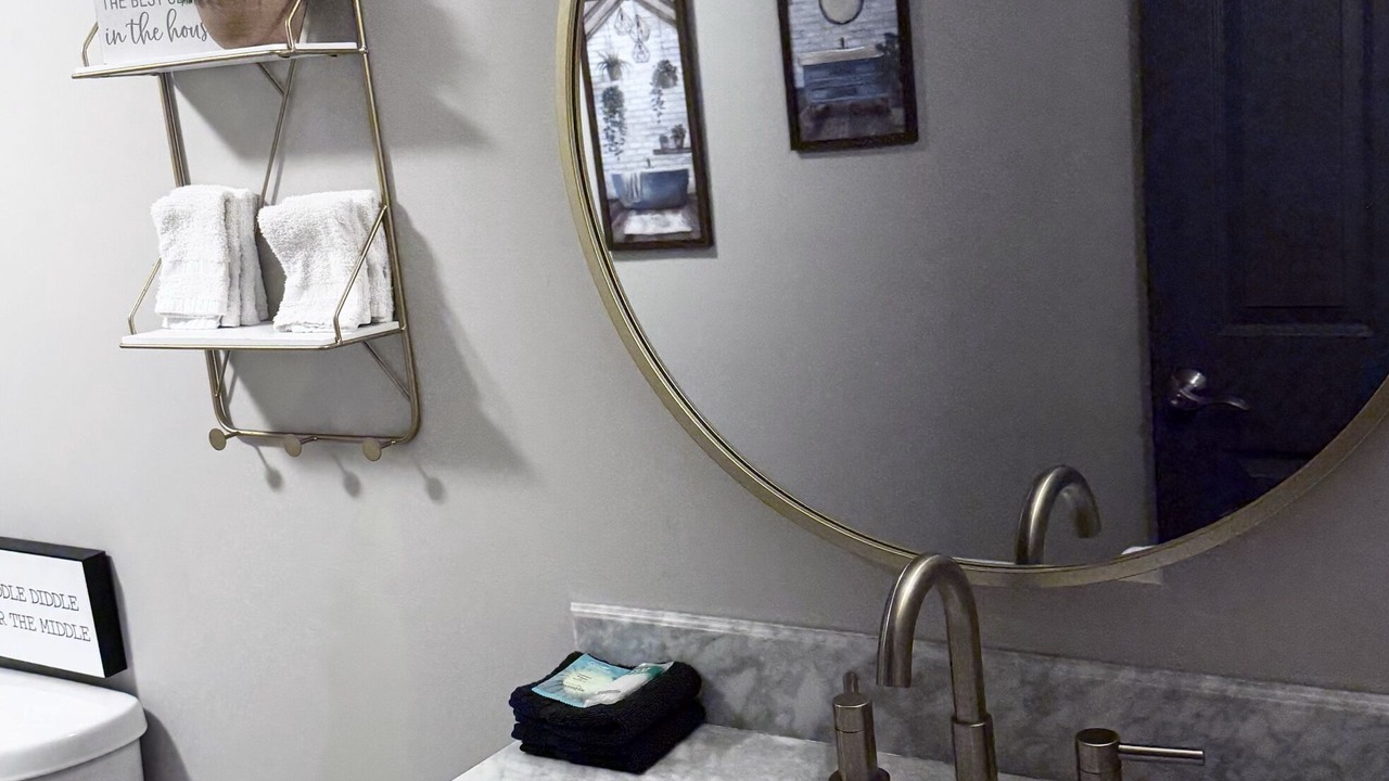 Photo of Bathroom in Hickory